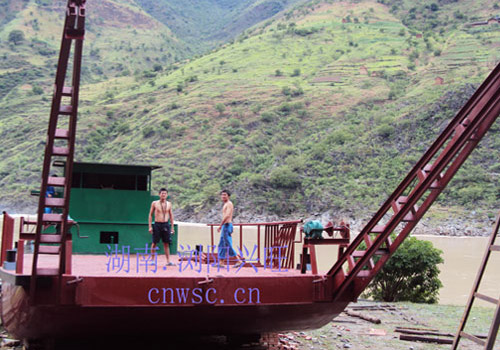 運輸船制作現場（云南）